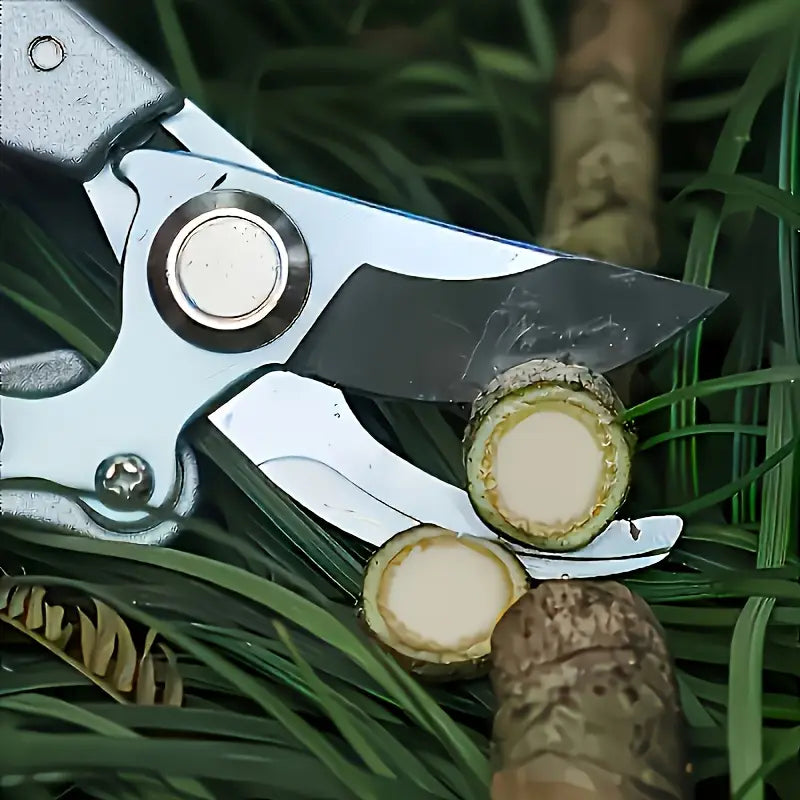 CortaFácil™ – Tesoura de Poda Profissional, Super Afiada, Resistente e Ergonômica para Jardinagem de Alta Performance